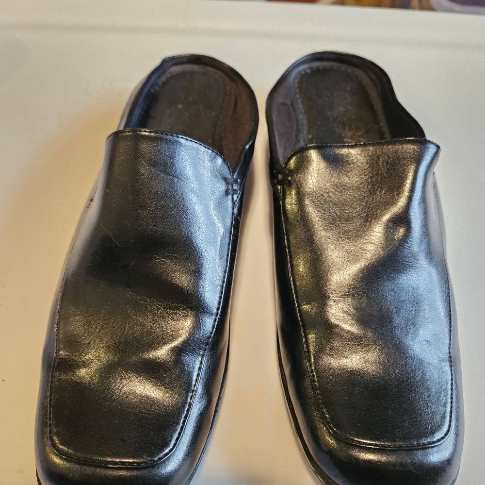 Women's loafers
